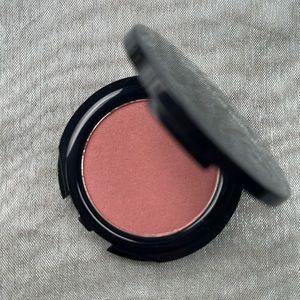 Hibiscus Powder Blush by Glo Minerals